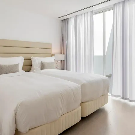 Pine Cliffs Village ホテル 5*