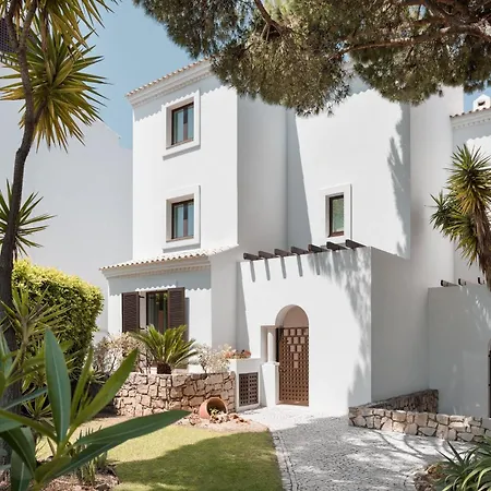 Pine Cliffs Village 5* Албуфейра