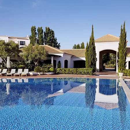 Pine Cliffs Village 5* Албуфейра