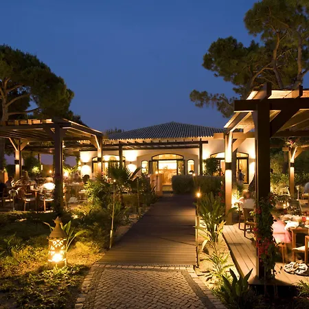 Pine Cliffs Village 5* Албуфейра