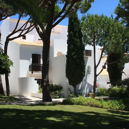 Pine Cliffs Village Албуфейра