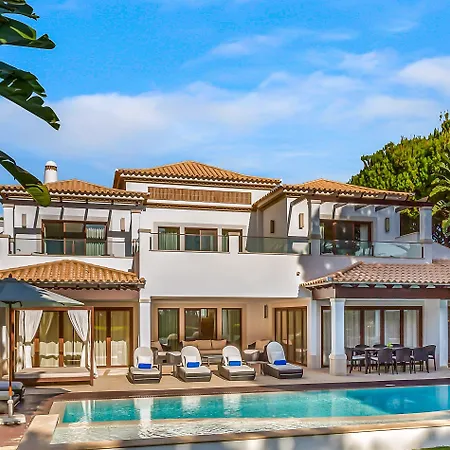 Pine Cliffs Village 5*