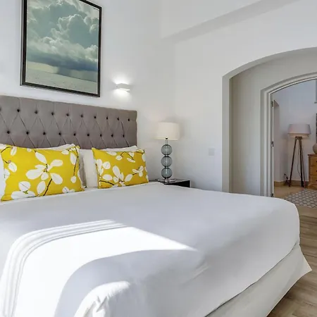 Otel Pine Cliffs Village