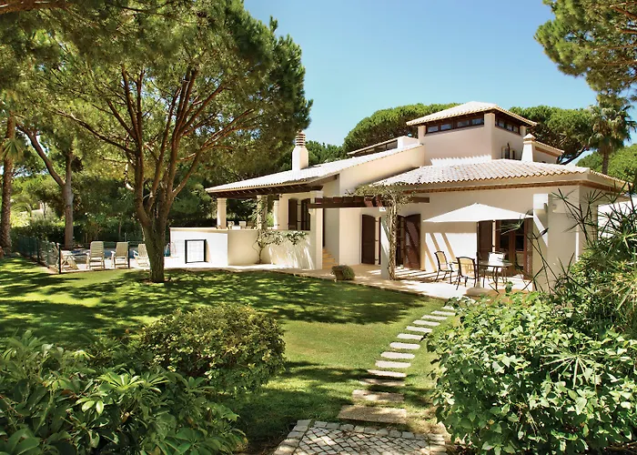 Pine Cliffs Village Szálloda