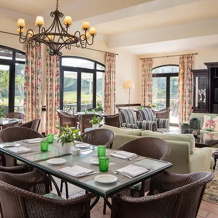 Hotel Pine Cliffs Village