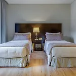 Pine Cliffs Village אלבופיירה